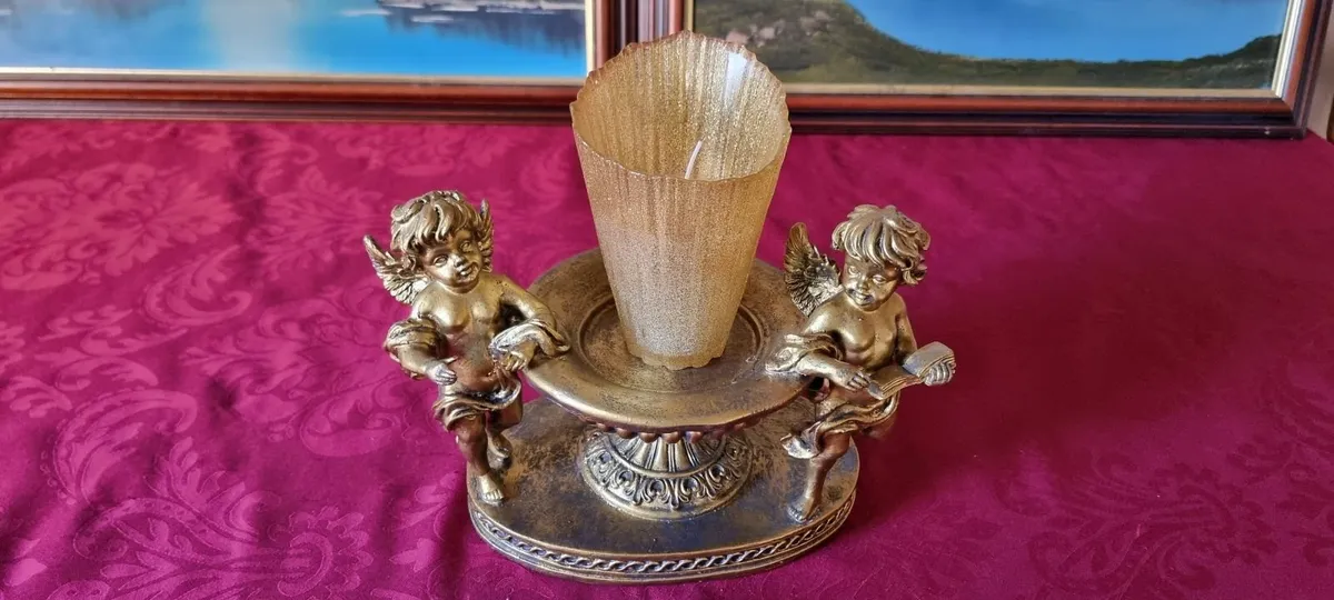 Cherub Golden Pedestal Holder With Murano Candle - Image 3