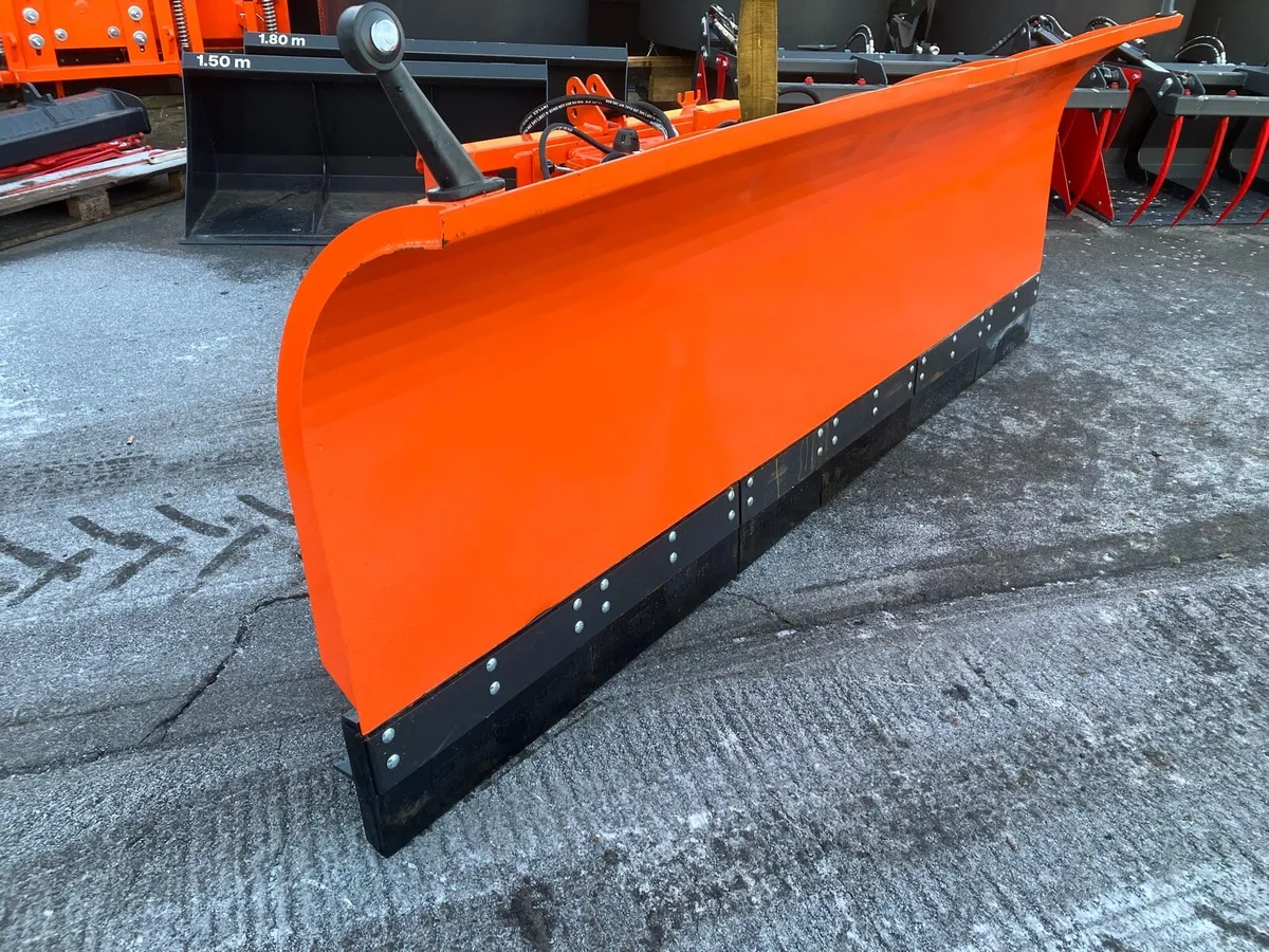 Snow plough - Image 1