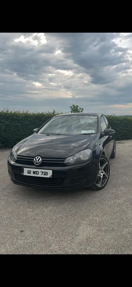 Black golf - Image 1