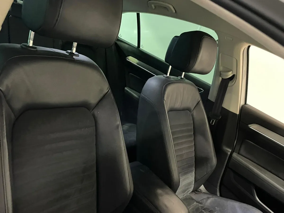 Volkswagen Passat 2.0 TDI GT BLUEMOTION 150PS 4DR - Image 4