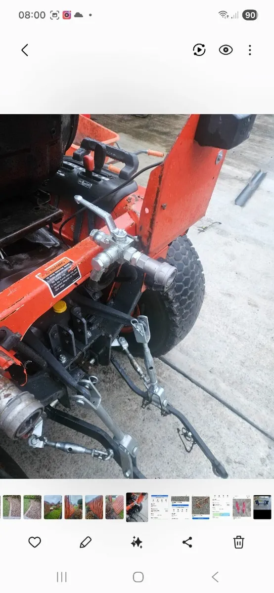 Kubota b2400 tractor 4wd no vat - Image 4