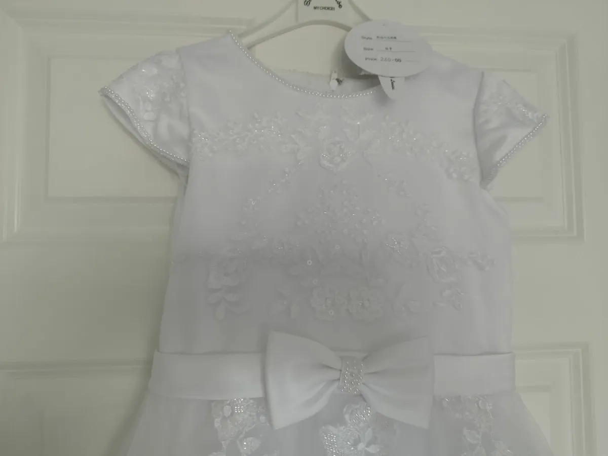 Communion dress - Image 2