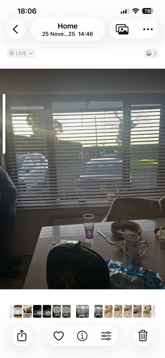 4 Venetian blinds - Image 1