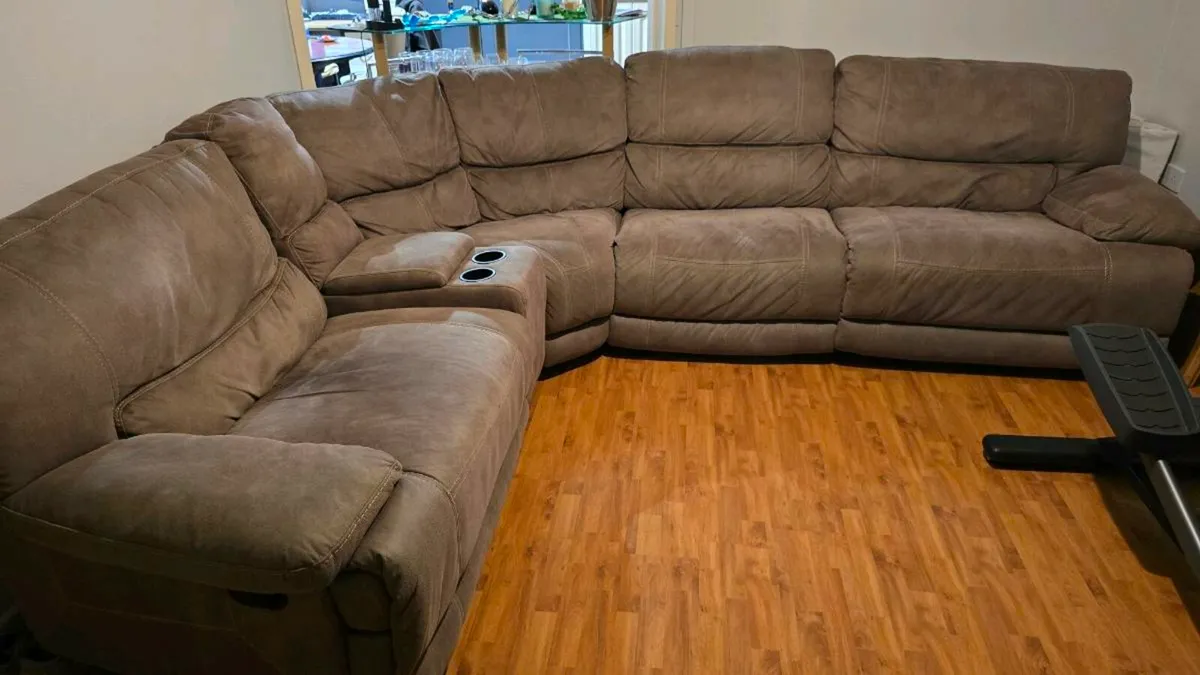 L shape corner sofa- make me an offer - Image 1