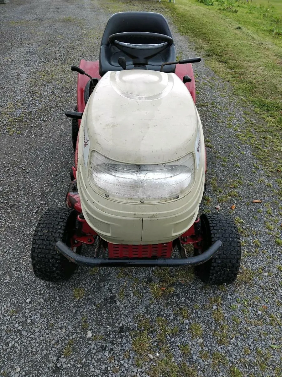 Gutbrod glx 92 ra ride on lawn mover WITH BOX - Image 3