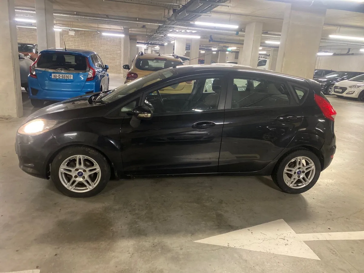 2011 Ford Fiesta nct 06/26 - Image 3