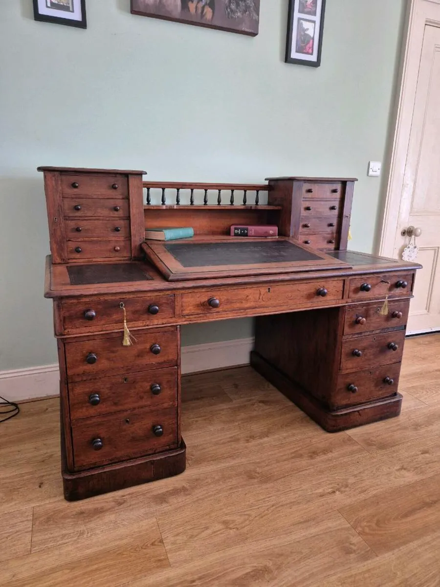 Writing desk - Image 1