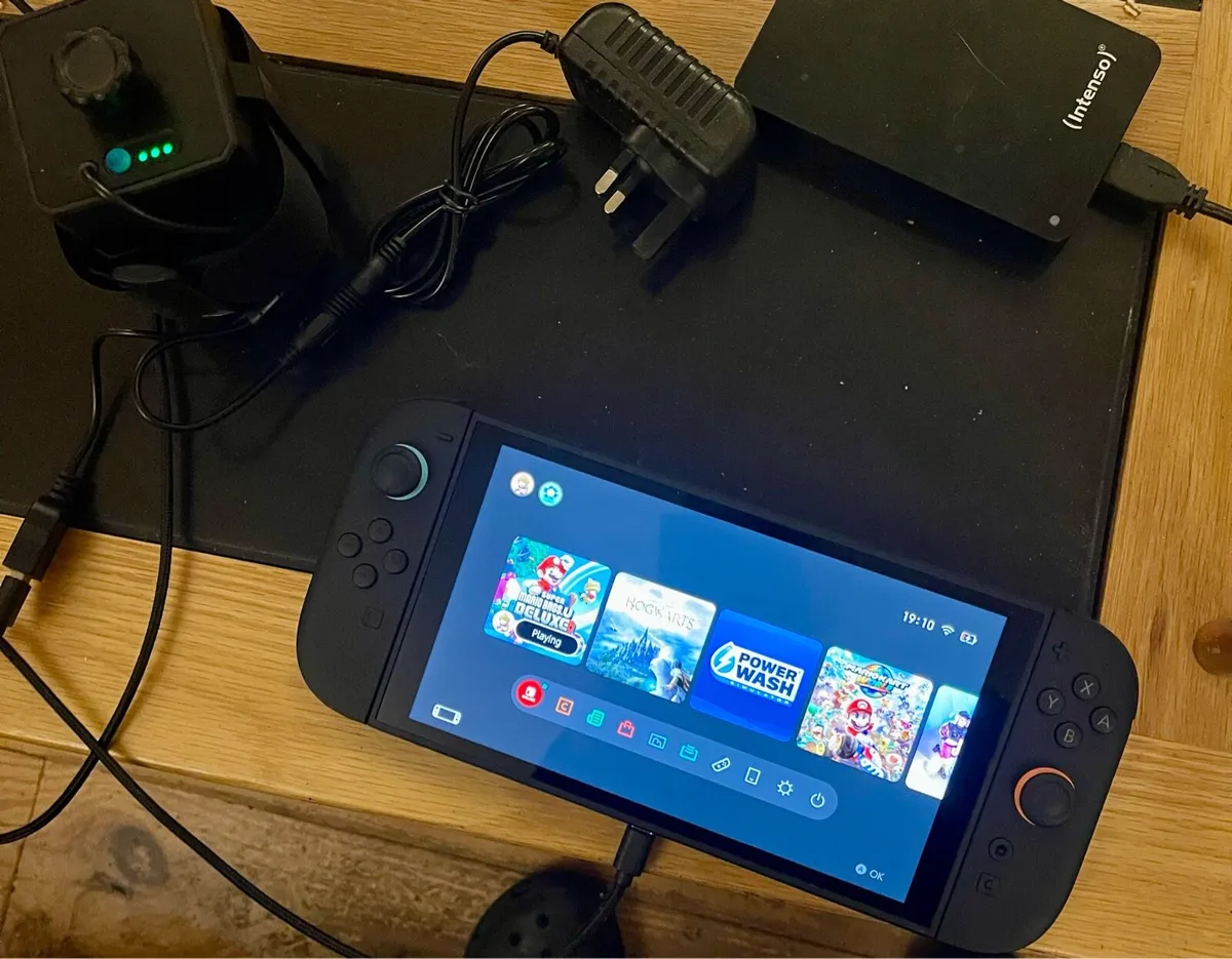 Waterproof 12 V battery pack 3x 26650s + charger - Image 4