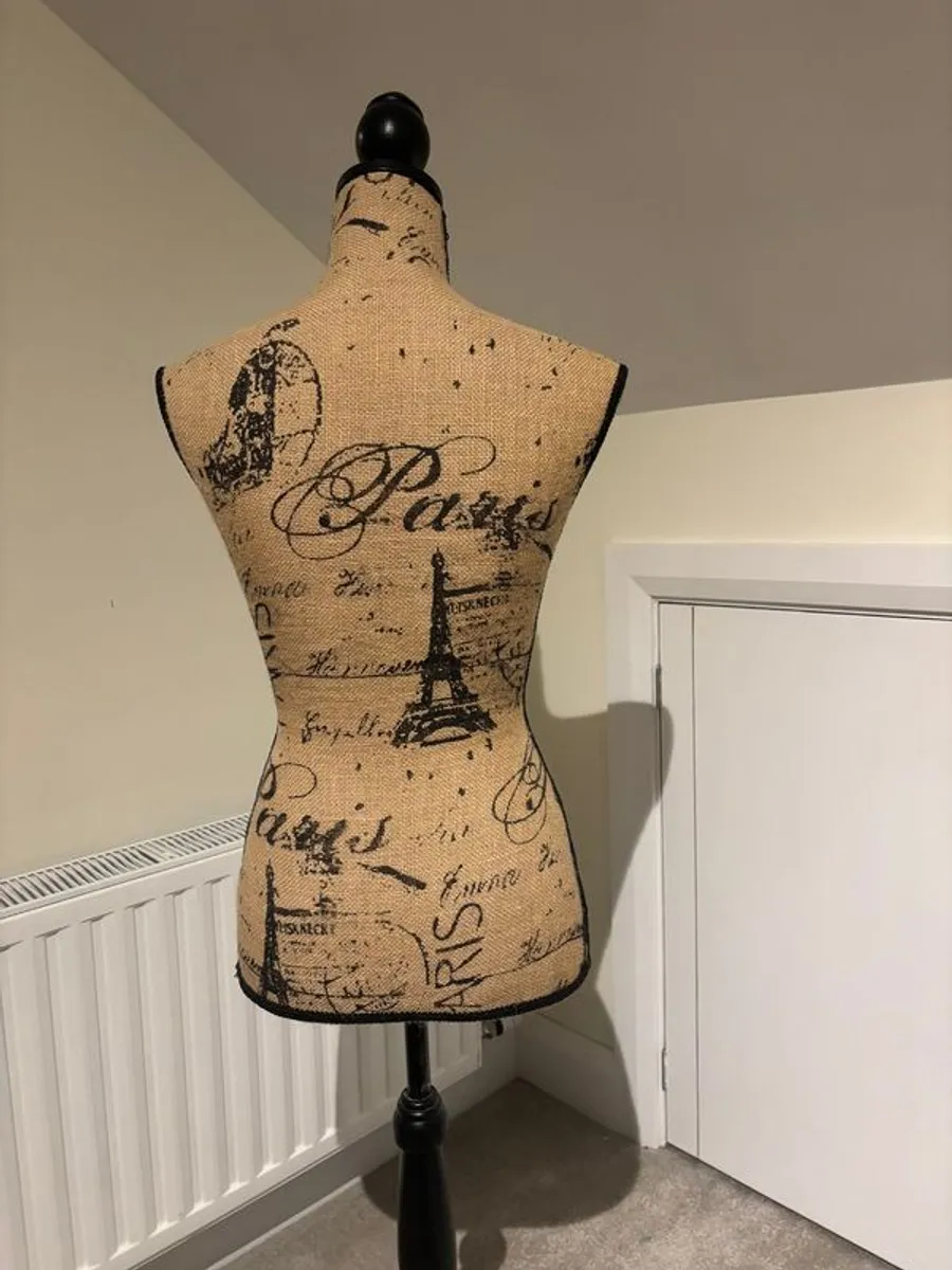 Mannequin / Tailors dummy / Dress model - Image 2