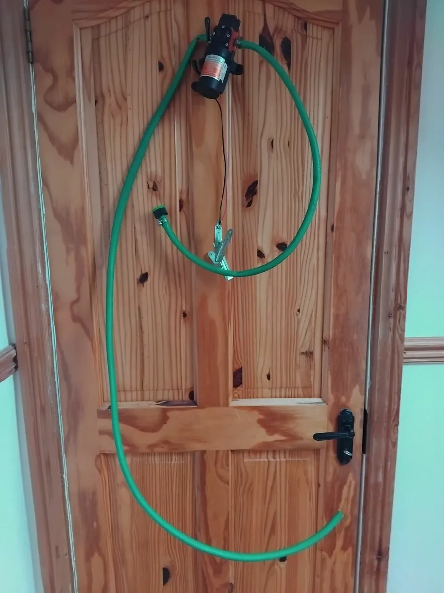 5 litre Tankless Gas Water Heater/Shower - Image 2