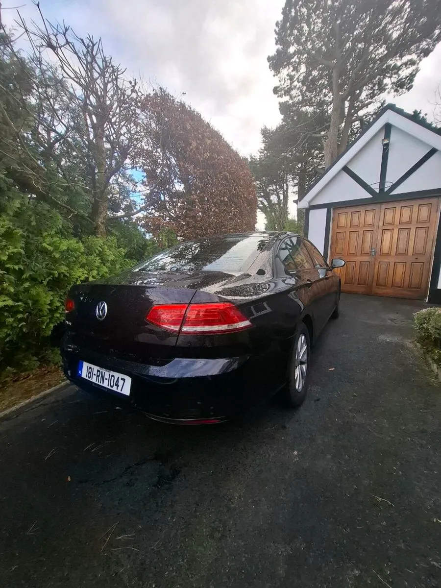 181 Black Volkswagen Passat. NCT 04/26 - Image 3