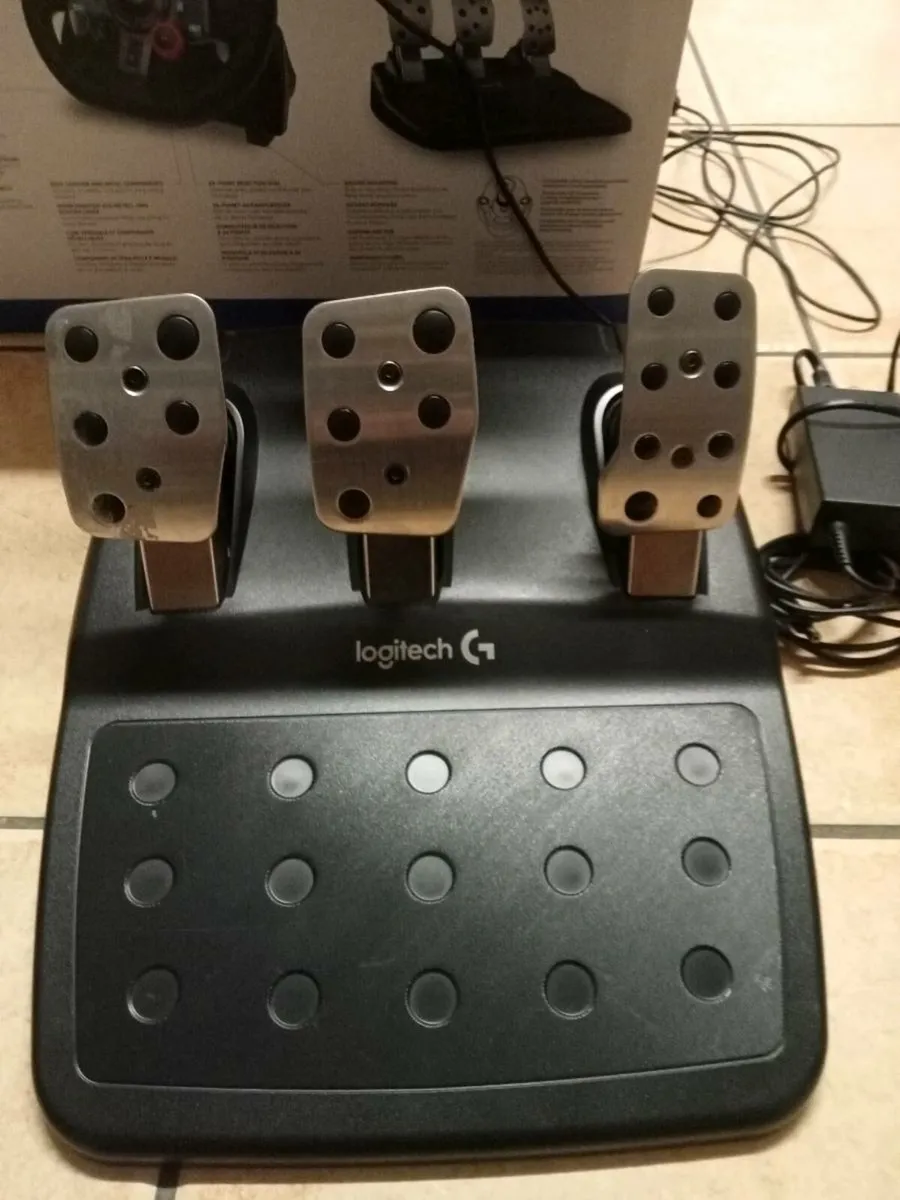 Logitech g29 - Image 2