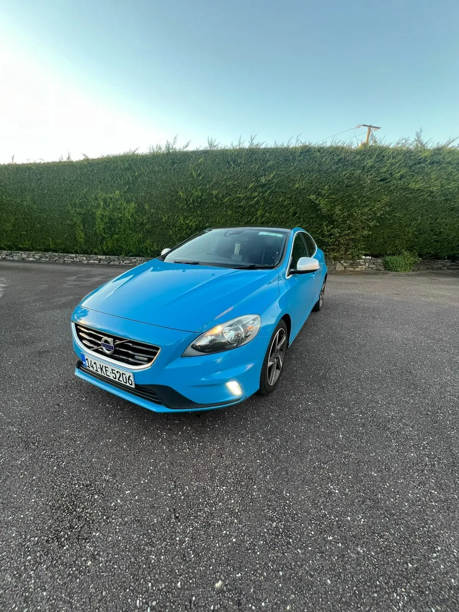 Volvo V40 - R-Design - Rebel Blue - Diesel - 2014 - Image 3
