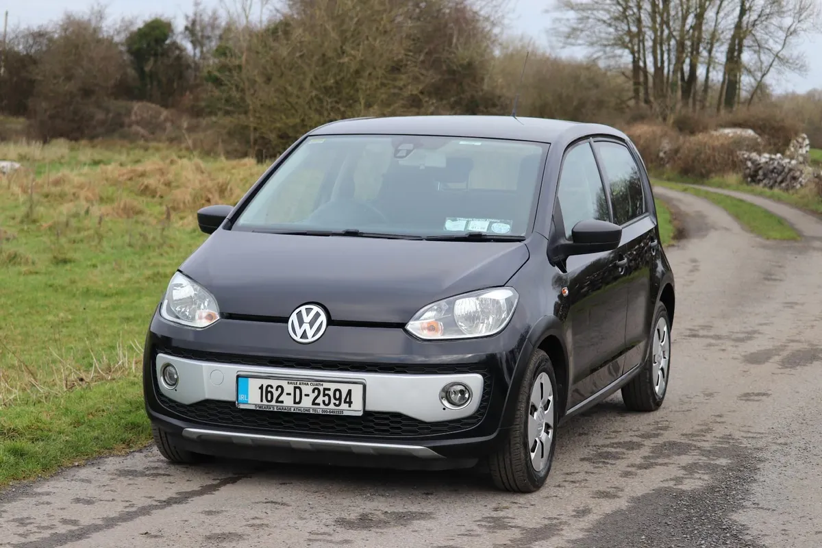 Volkswagen up! 2016 - Image 1