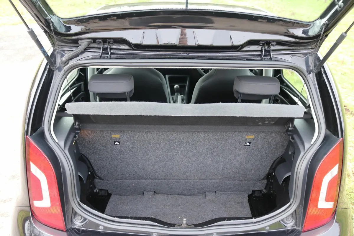 Volkswagen up! 2016 - Image 3