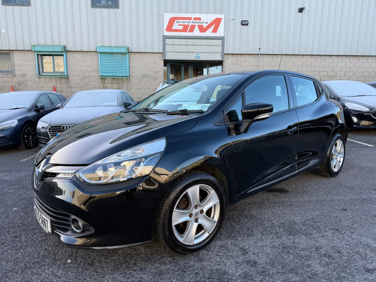 2016 Renault Clio 1.5 Diesel - Image 2