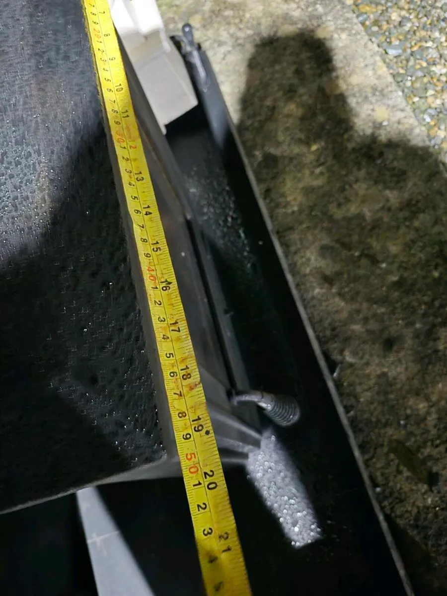 Insert Henly stove, 6,5kw and surrounding and bace - Image 3