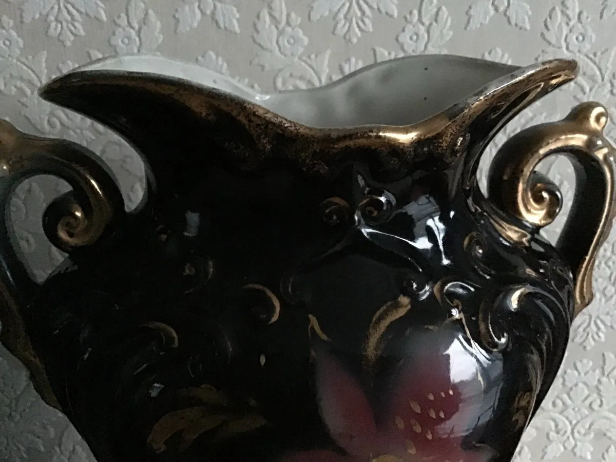 Vintage Black & Gold Design Vase - Image 3