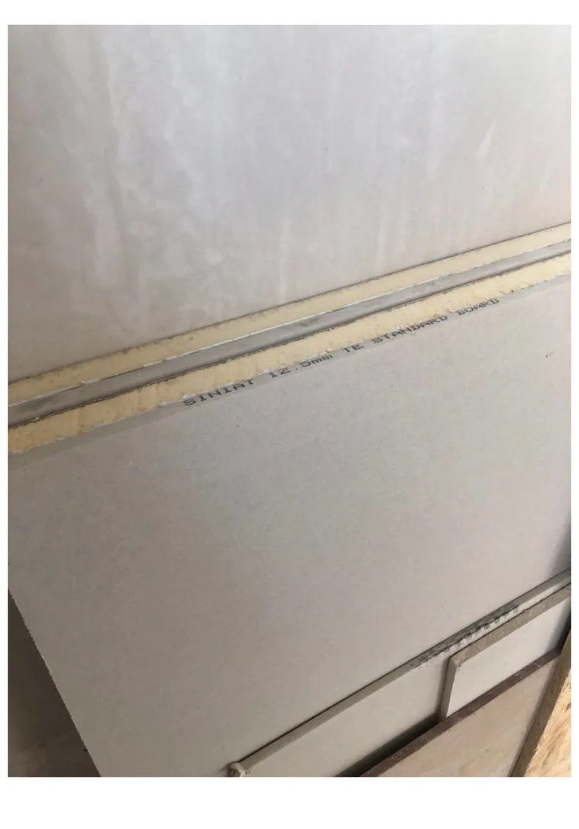 Insulated plasterboard