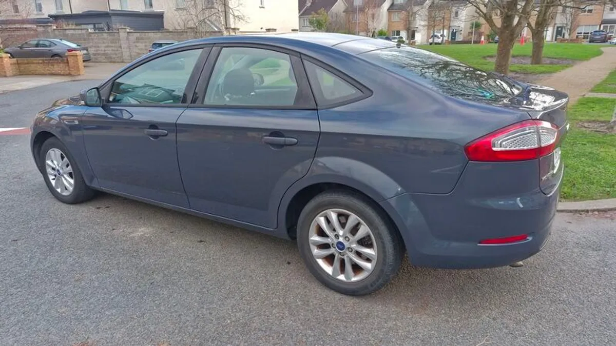 2010 Ford Mondeo - Image 2