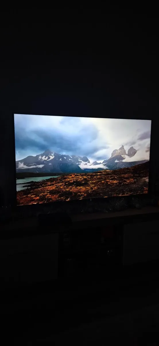 55 Inch LG TV 4K HDR - Image 4