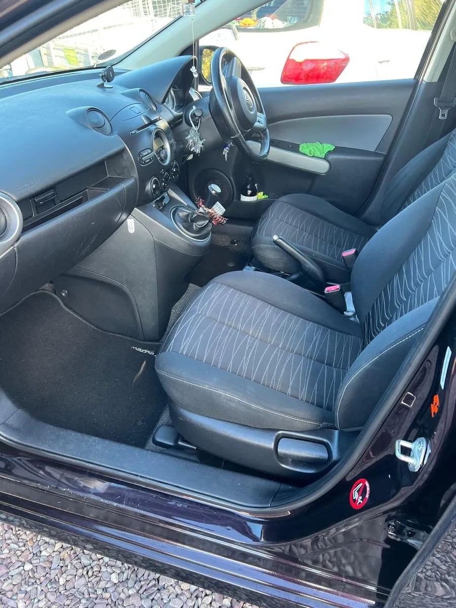 Mazda Mazda2 2009 - Image 4