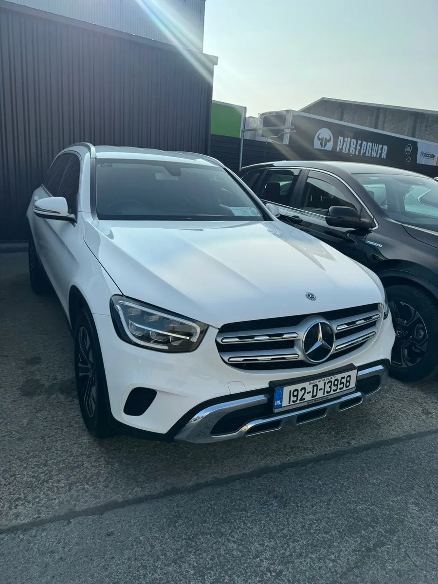 Mercedes GLC 2019 220d - Image 1