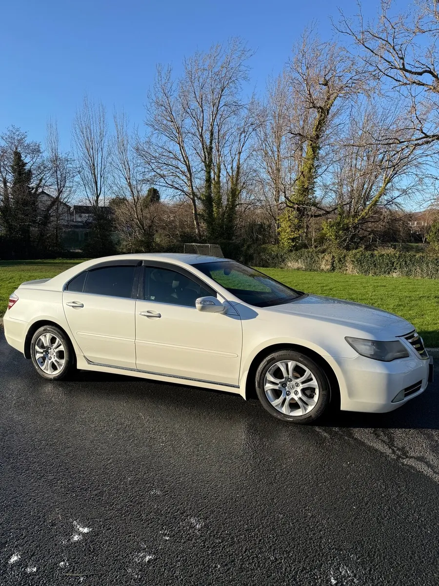 2009 Honda Legend - Image 1