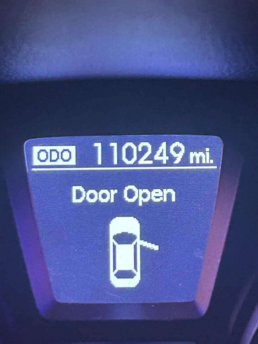 Hyundai i30 - Image 2