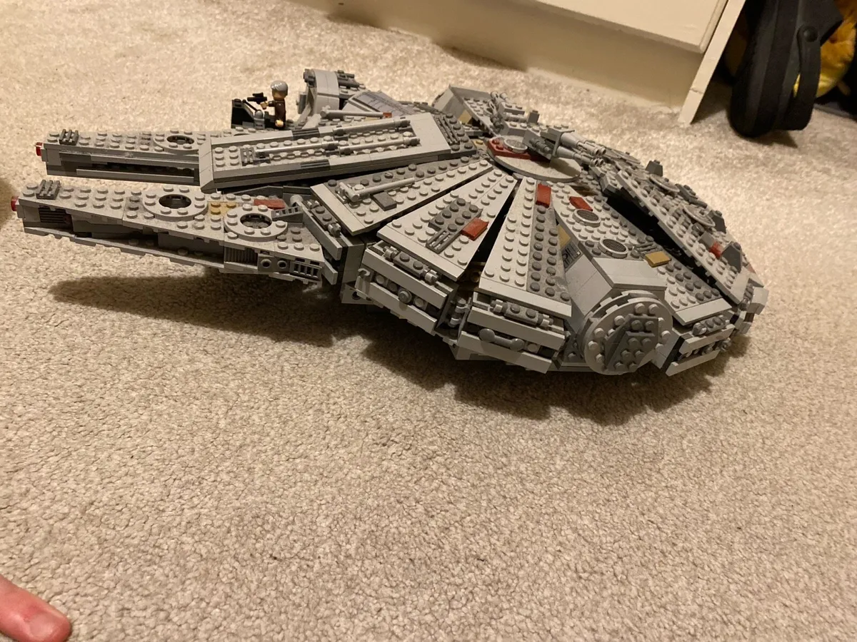 Lego Star Wars millennium falcon - Image 3