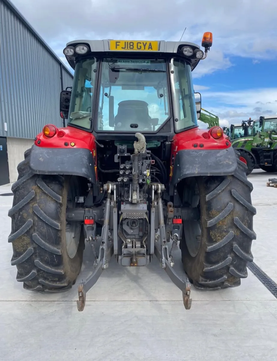 Massey Ferguson 5712S - Image 3