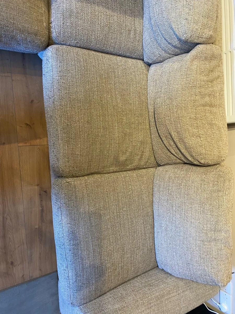 L Shaped couch - Image 4