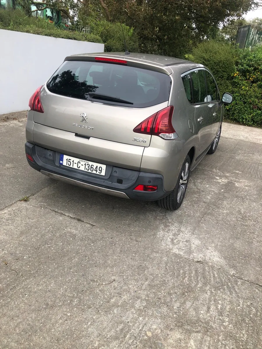 Peugeot 3008 2015 - Image 2