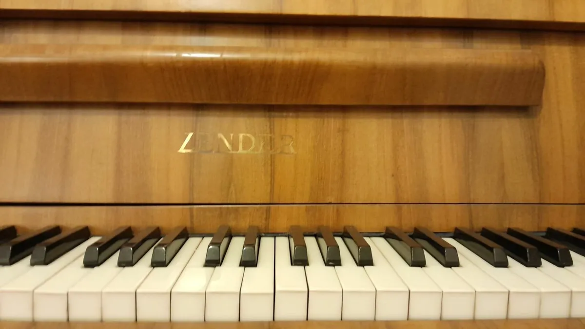 Piano - Image 3