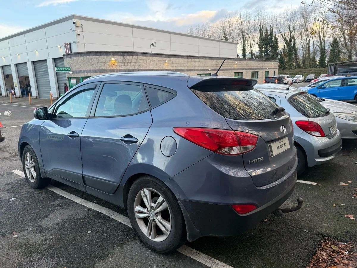 Hyundai ix35 New Nct 11-01-2027 Tax 2 months - Image 3