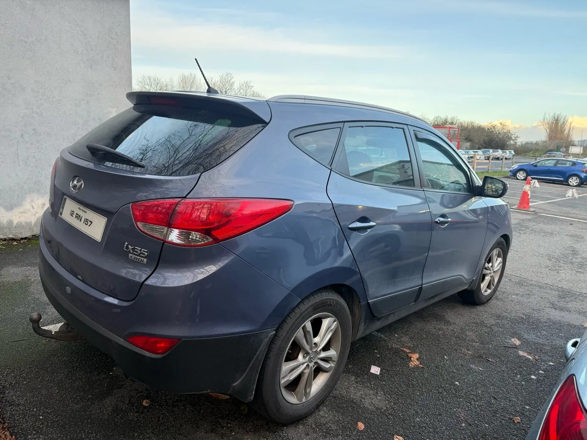 Hyundai ix35 New Nct 11-01-2027 Tax 2 months - Image 4