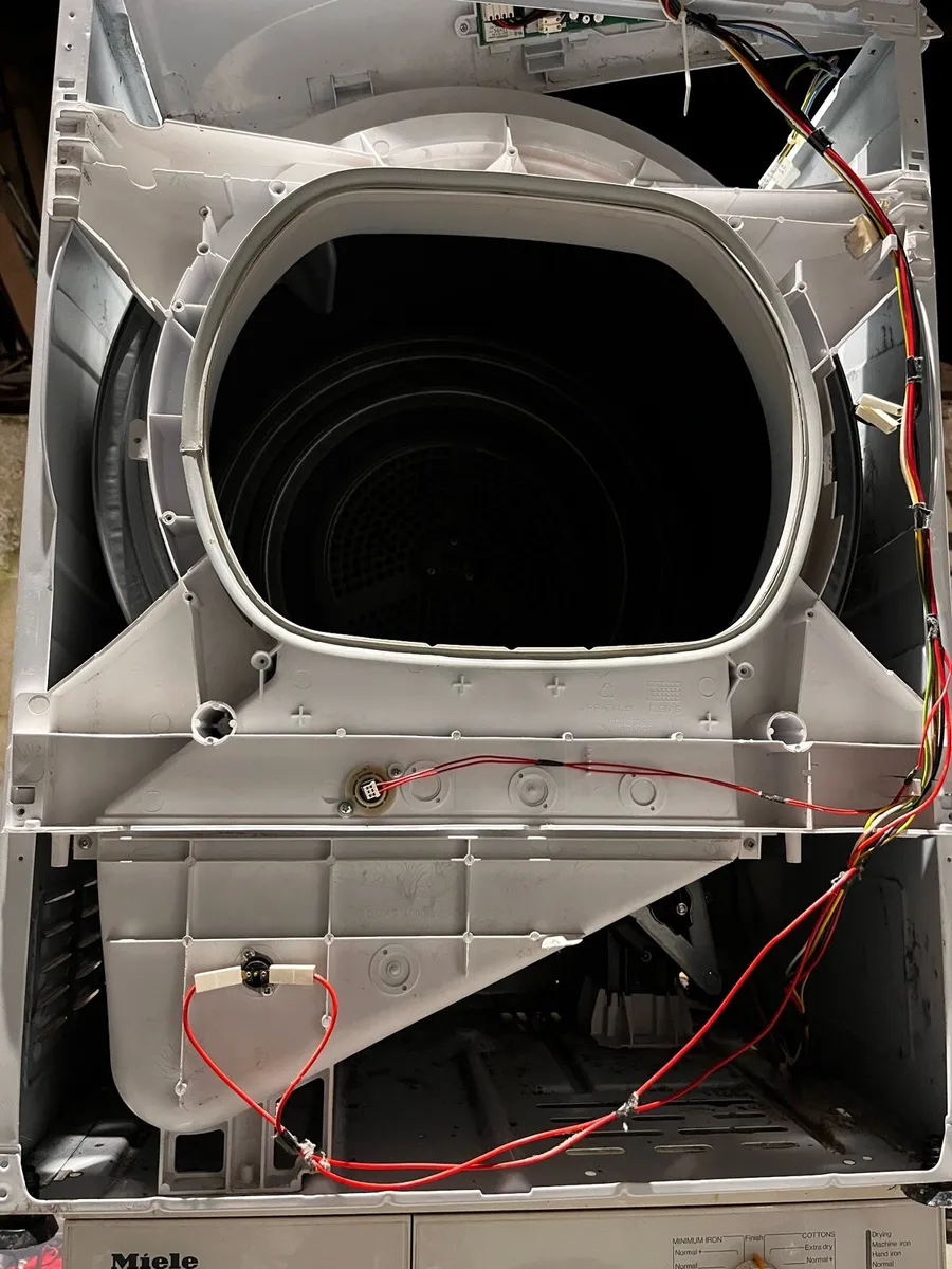 Deep Dryer Internal Cleaning - Image 3