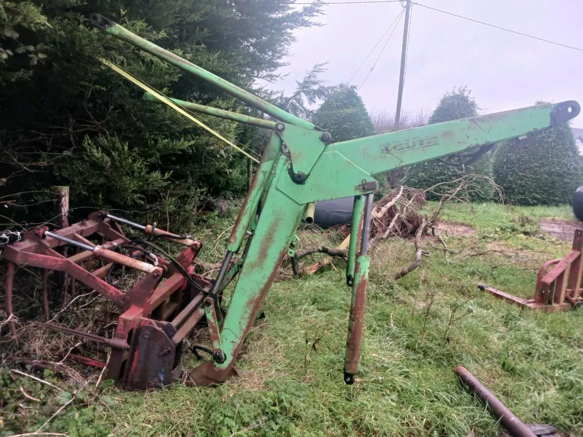 Tractor loader - Image 4