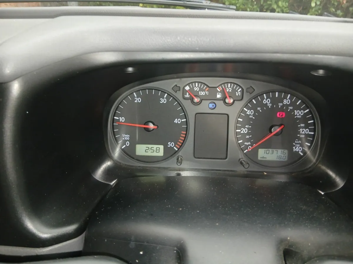 Volkswagen Transporter  T4 2000 - Image 2