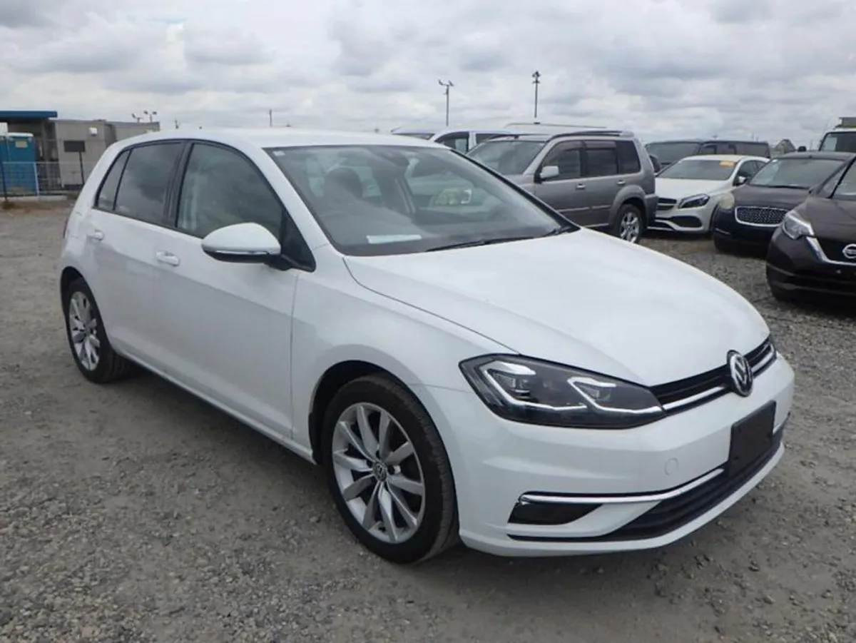 Volkswagen Golf 182 TSI ComfortLine Tech-Edition - Image 1