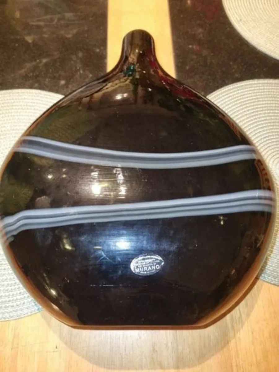 Mid-Century Modern Murano Glass Decorative Vase - Image 2