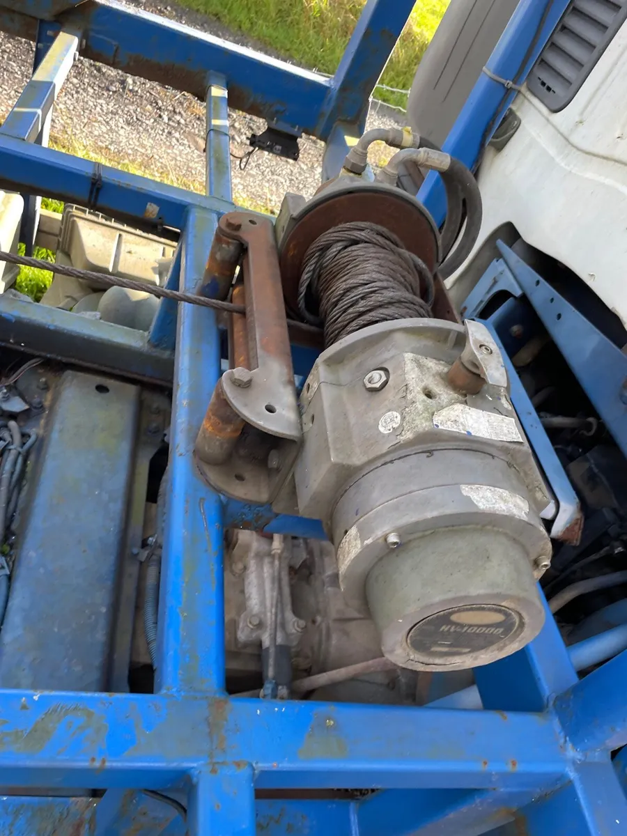 Iveco euro cargo 2 car recovery - Image 3