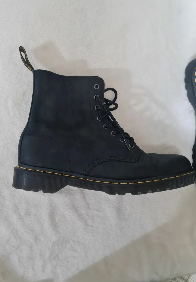 Dr Martens mens Boots - Image 1