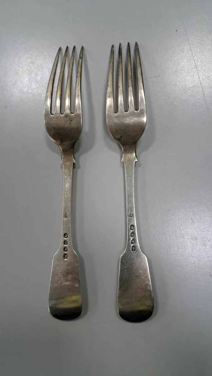 Sterling silver dinner forks - 2 off - Image 1