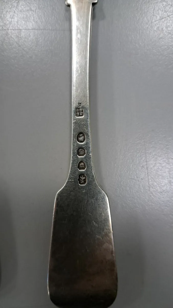 Sterling silver dinner forks - 2 off - Image 3