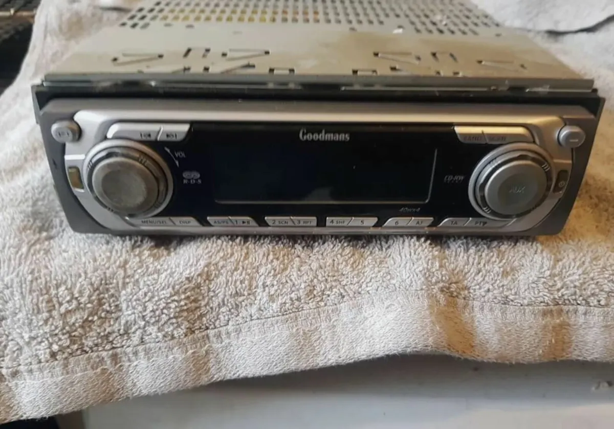 Goodmans Car CD Player/Radio GCE 2813 PLL - Image 3