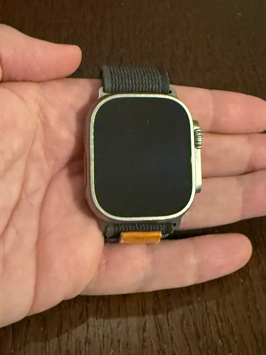 Apple Watch Ultra - Series 1 (February 2023) - Image 4
