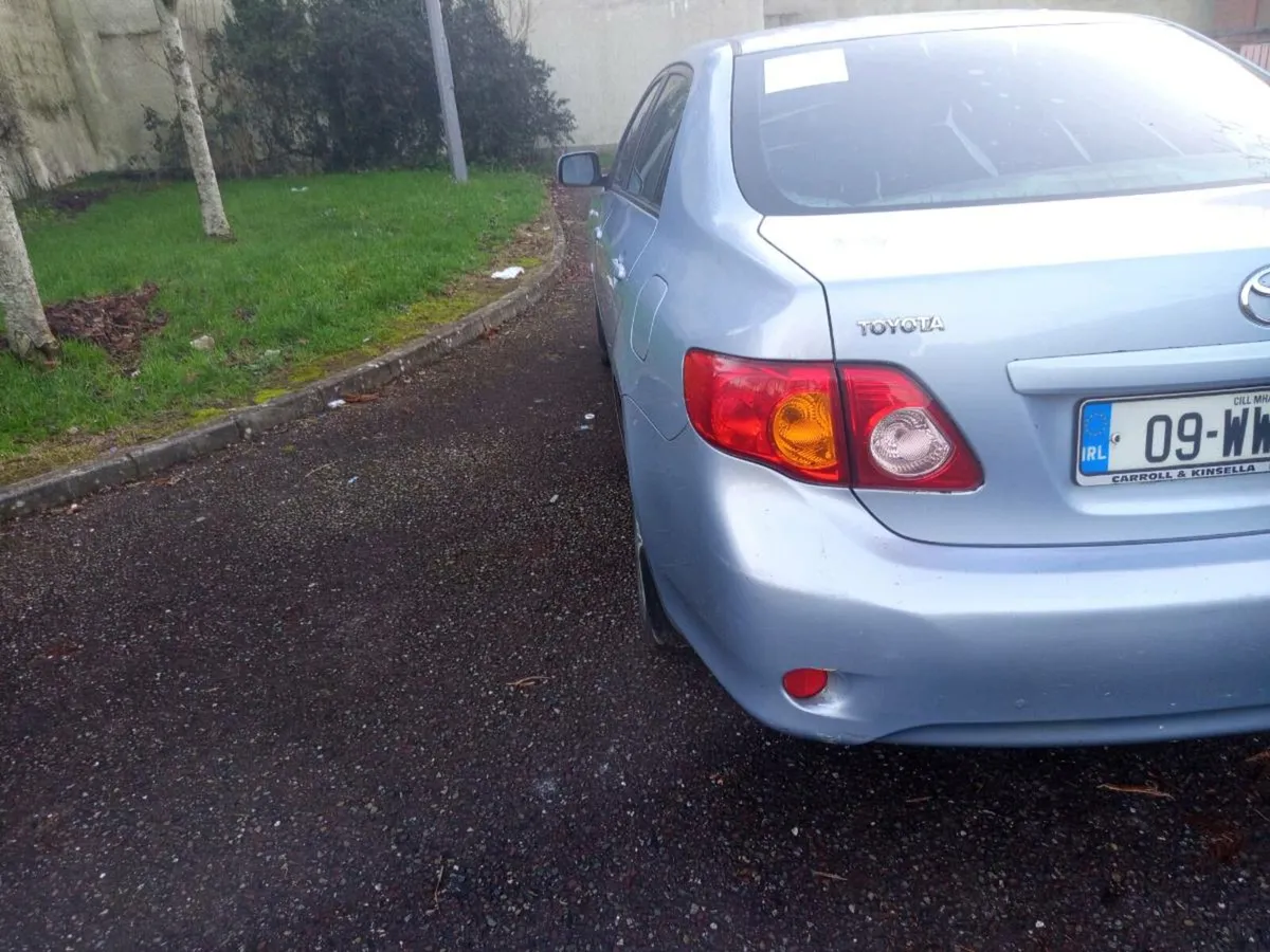 Toyota Corolla - Image 3