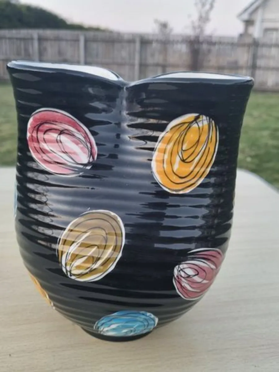 Dec. Carneval Vase - Image 1