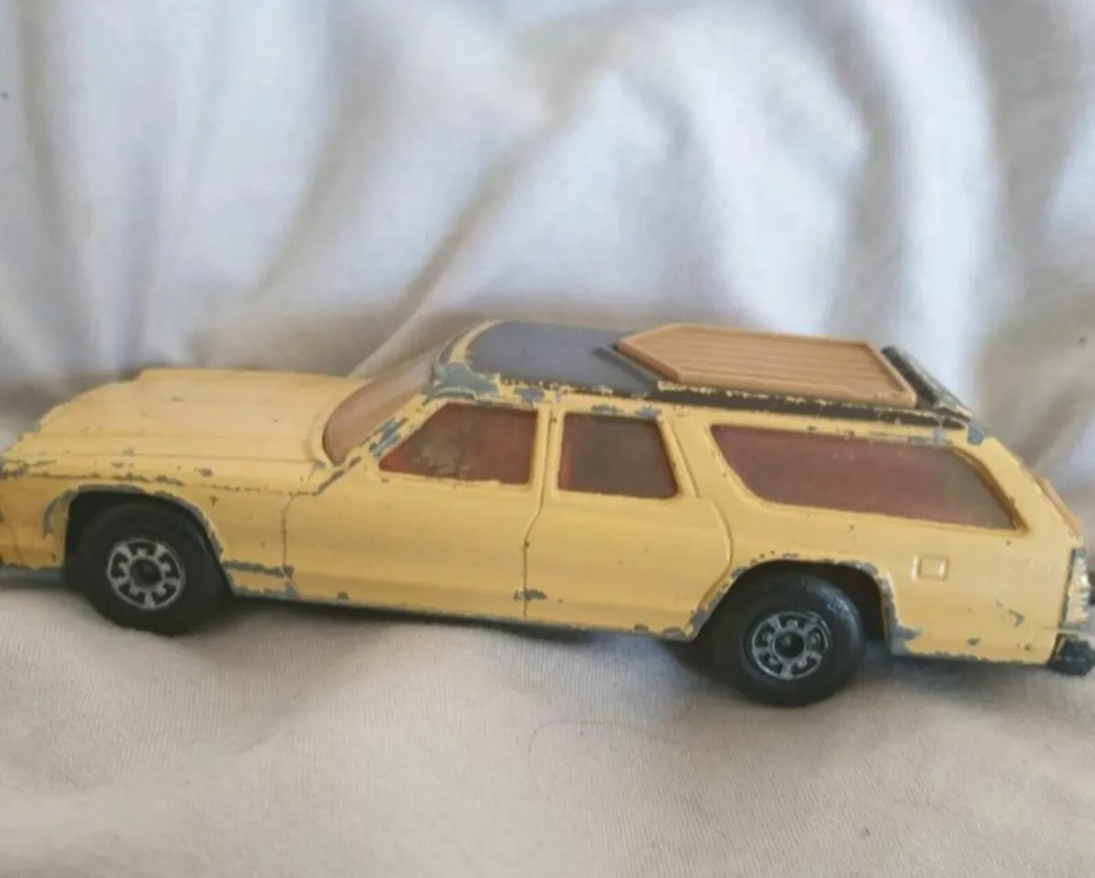 VINTAGE 1960s SUPERKINGS MATCHBOX DIE.CAST - Image 1